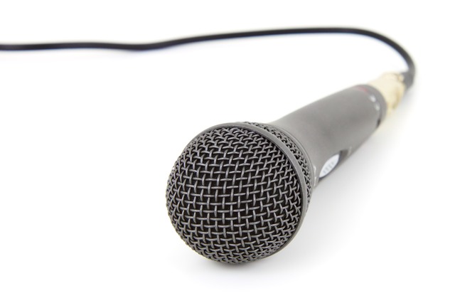 API-Microphone-White